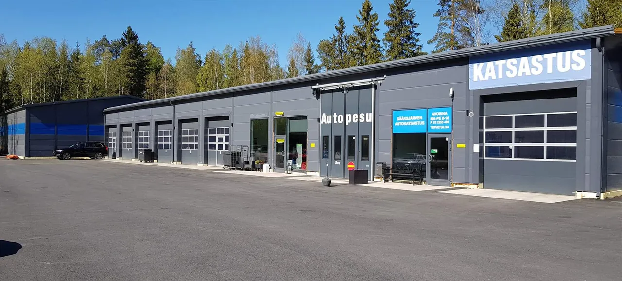 Autohuolto K. Ylösen liike Sääksjärvellä